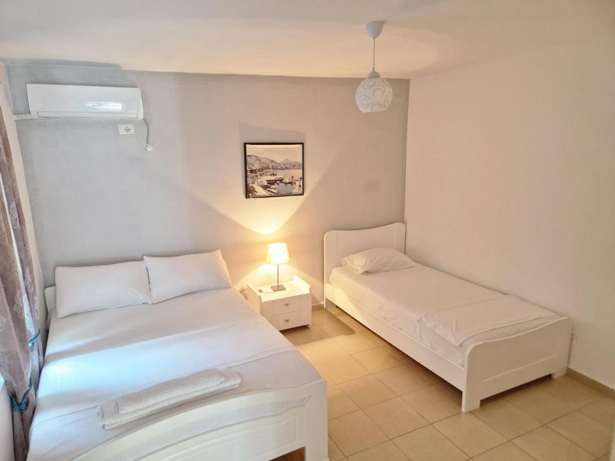 Sala Apartment'S Sarande Exterior photo