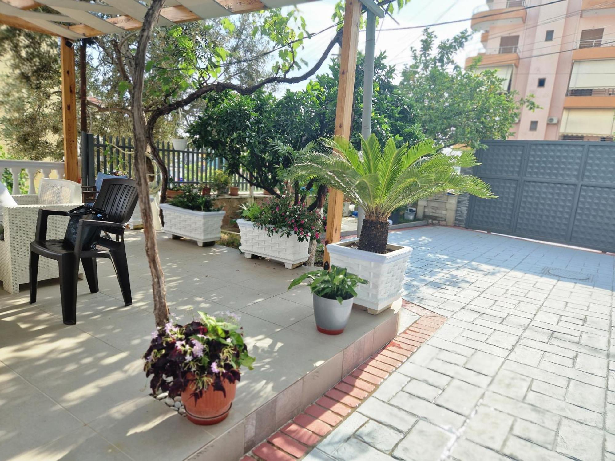 Sala Apartment'S Sarande Exterior photo